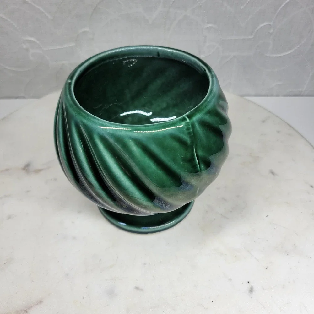 VTG Hull Pottery USA F86 Swirl Pedestal Planter Vase Green Mid Century Modern